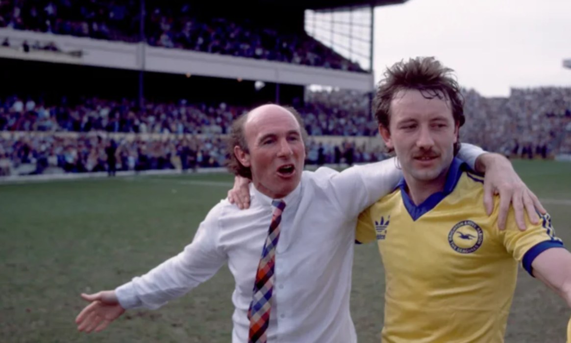 铁工厂公报 |青少年们让梅莉亚闭嘴